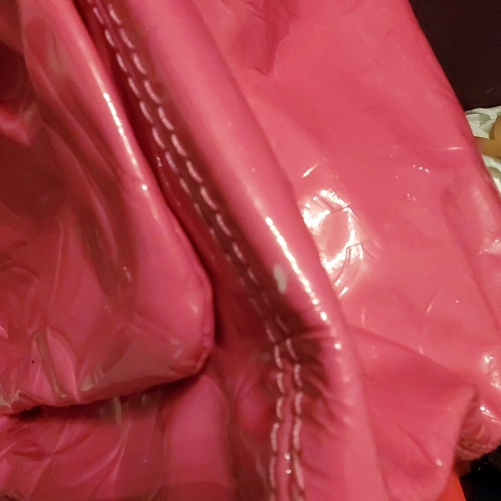 Tote - Picture 3 of 4